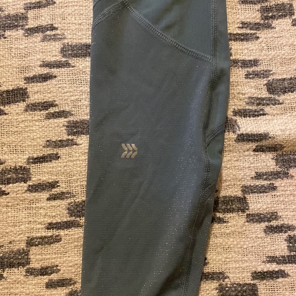 Don’t fit anymore - Picture 5 of 7